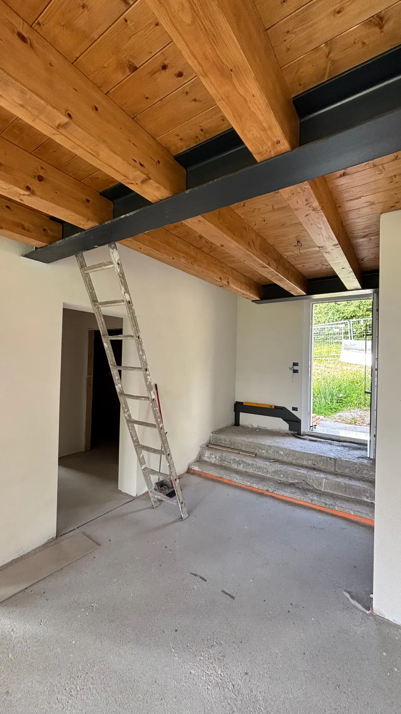 Realizzazioni di carpenteria metallica su misura - immagine 22