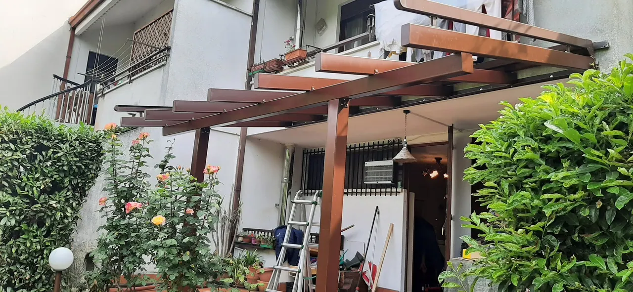 Realizzazioni di carpenteria metallica su misura - immagine 10