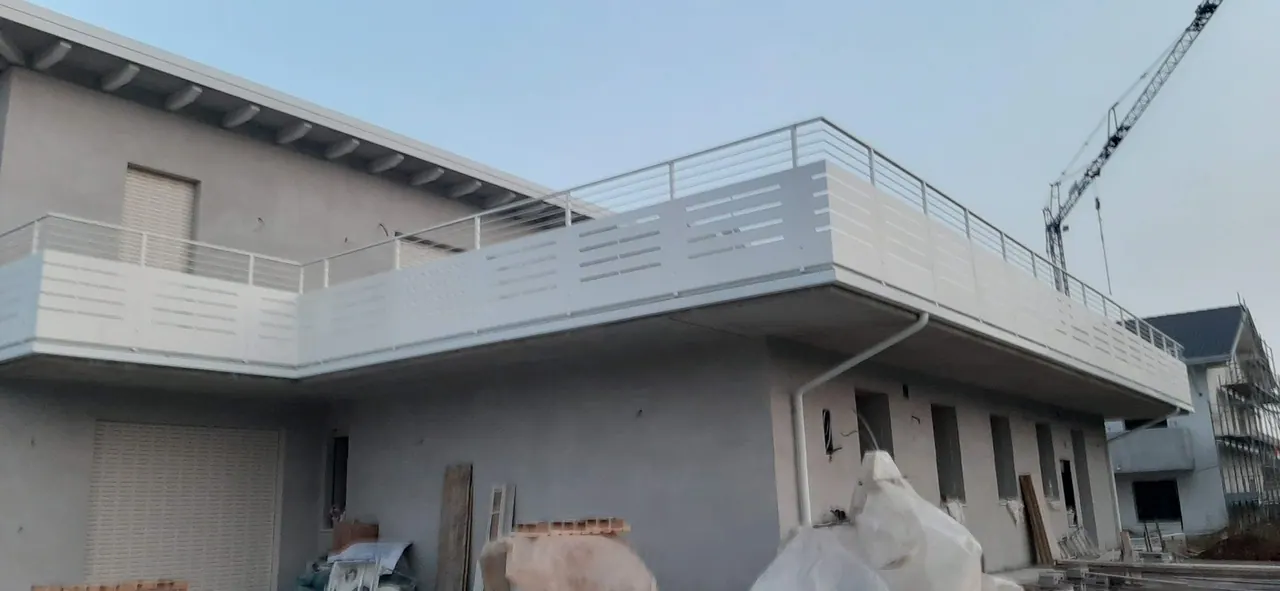 Realizzazioni di carpenteria metallica su misura - immagine 6