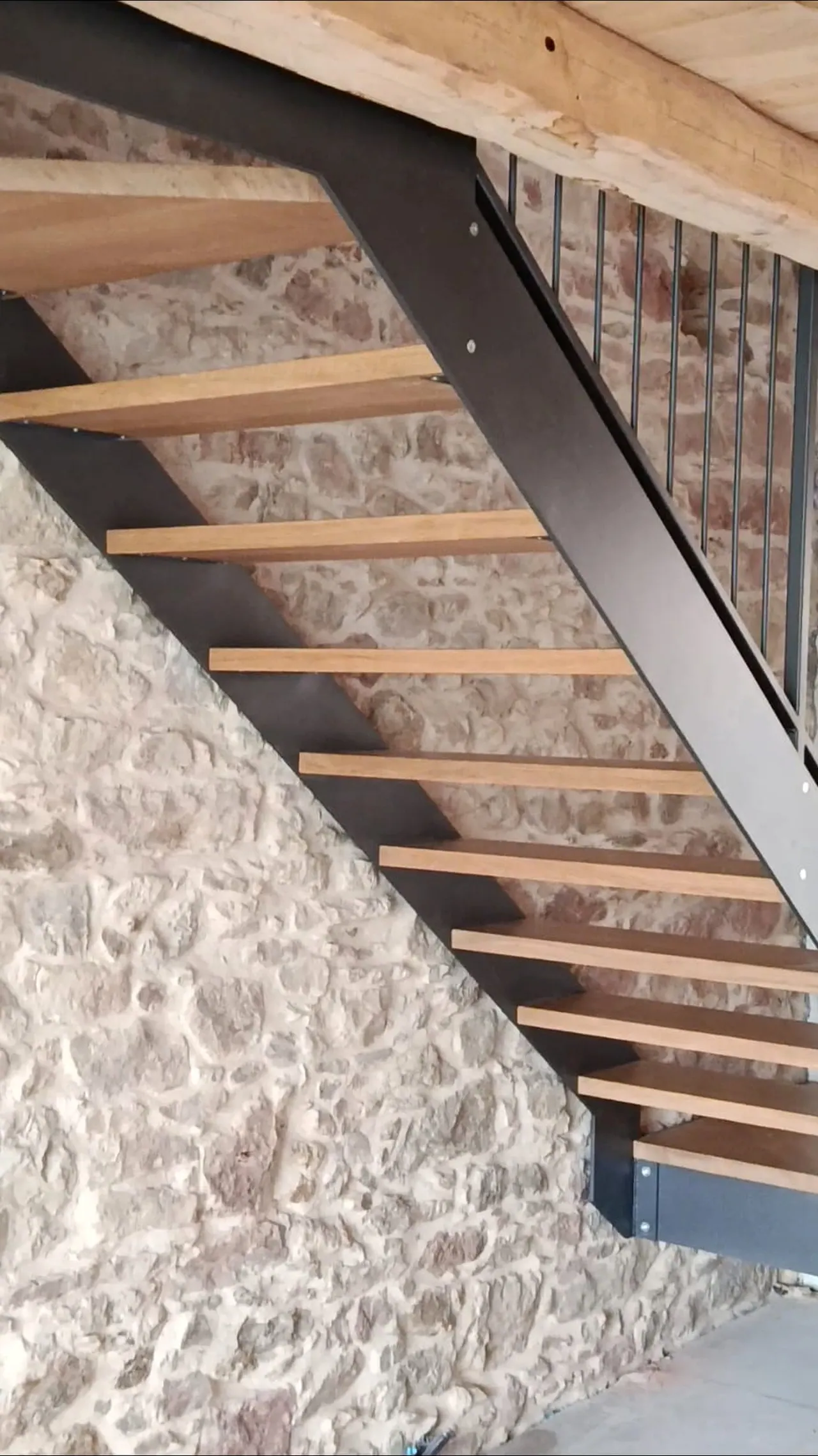 Realizzazioni di carpenteria metallica su misura - immagine 34